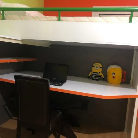 Beach View 2-bedroom In Apartment *
