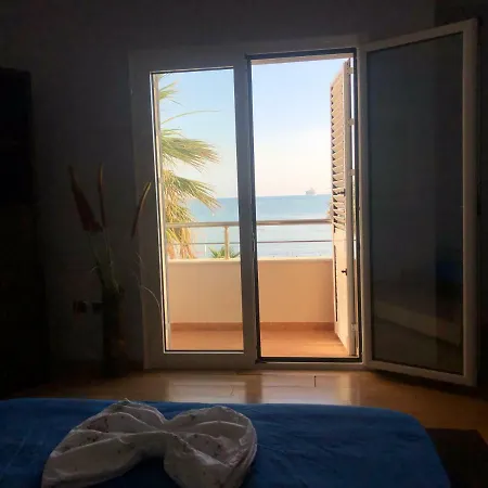 Beach View 2-bedroom In Apartment