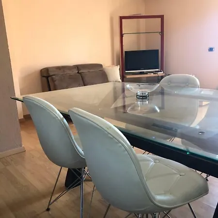 Beach View 2-bedroom In Durres